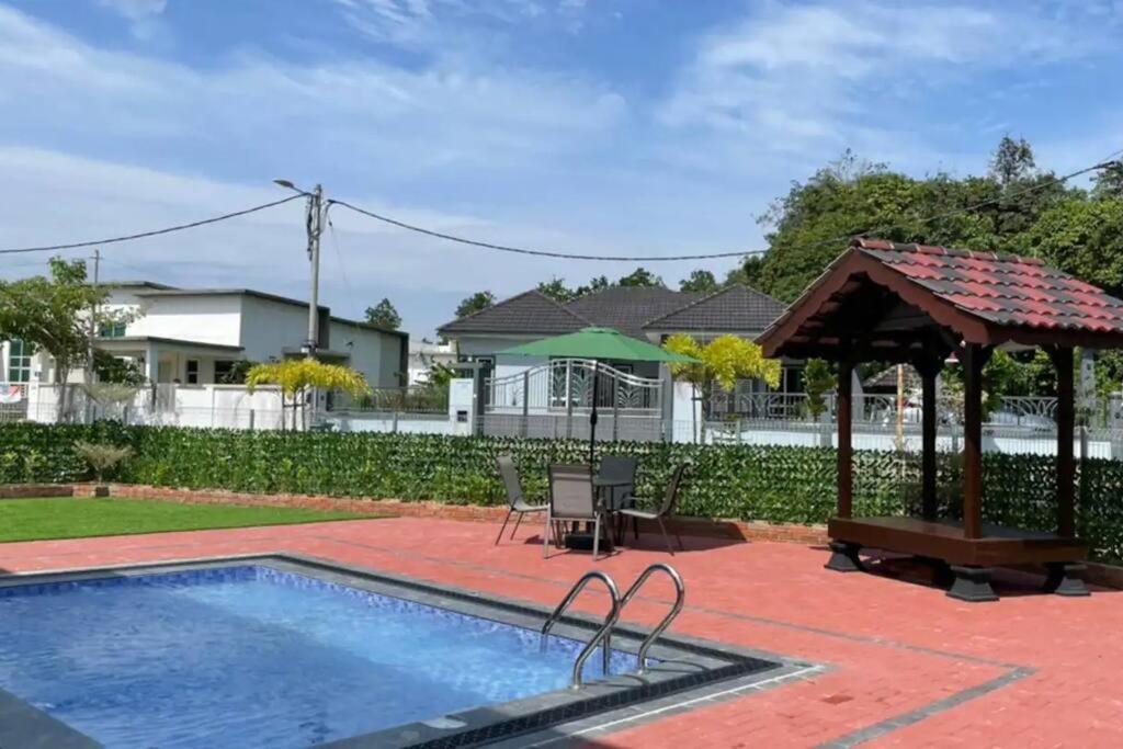 Laman Kaseh Homestay Bukit Katil 4Bedroom With Swimming Pool Ayer Keroh Ngoại thất bức ảnh