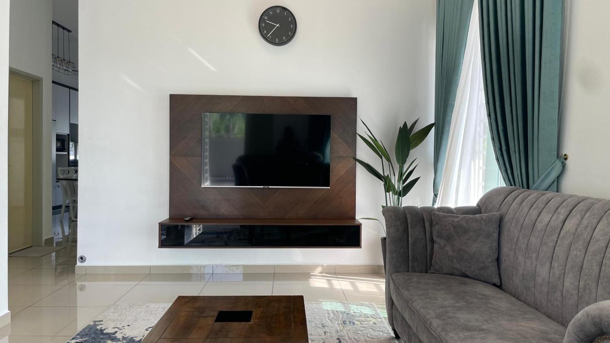 Laman Kaseh Homestay Bukit Katil 4Bedroom With Swimming Pool Ayer Keroh Ngoại thất bức ảnh